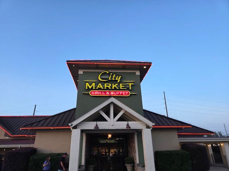 City Market Grill And Buffet 