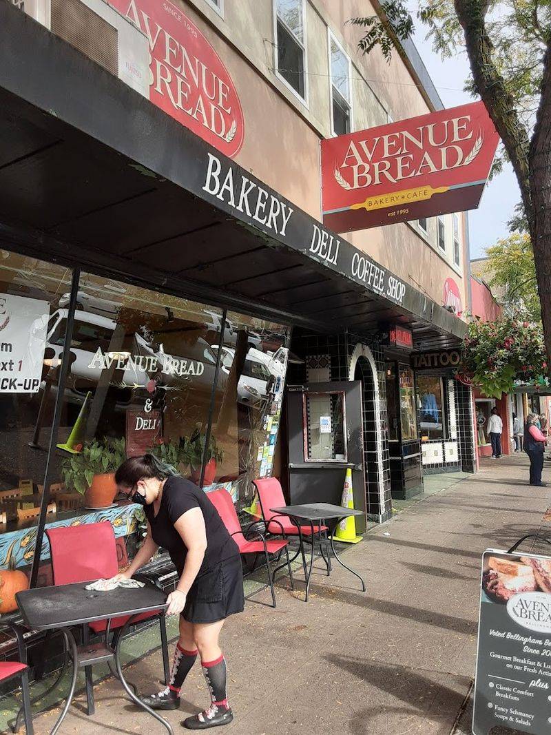 Avenue Bread & Deli 