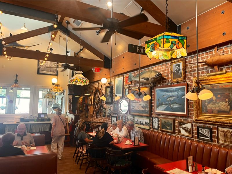 The Crab Cooker: Newport Beach's Red Building of Seafood Dreams