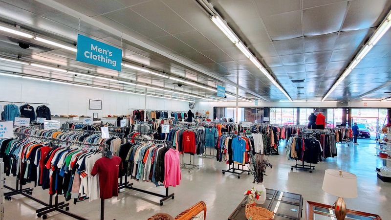 Beacon House Thrift Shop