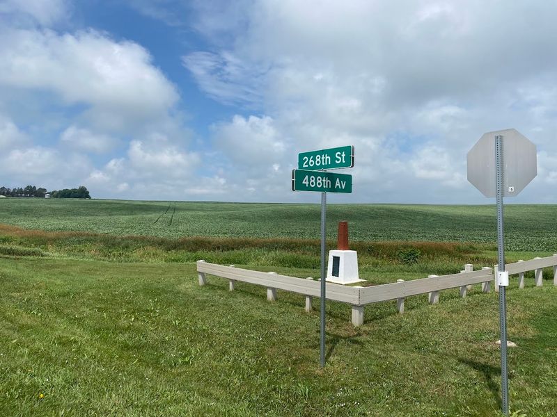 How Close It Is to Sioux Falls and Other Nearby Stops