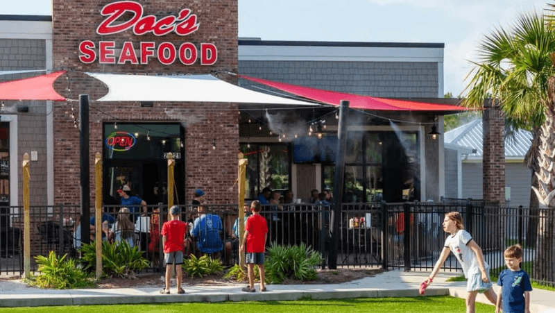 An Orange Beach Institution That Has Been Cooking Gulf Coast Seafood Since 1984