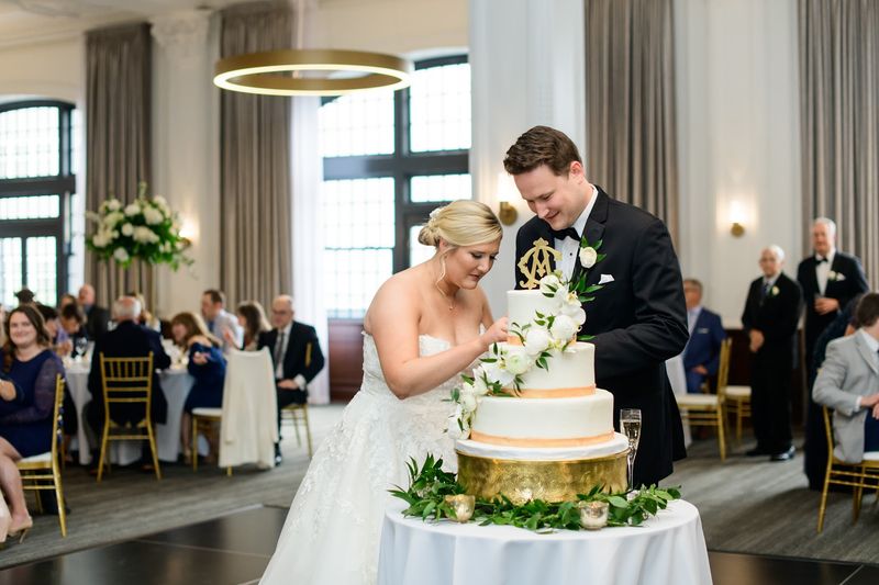 A Venue That Handles Weddings With Effortless Grace