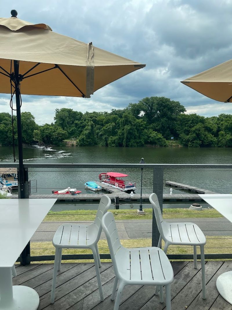 Island Shrimp Co. Rocketts Landing