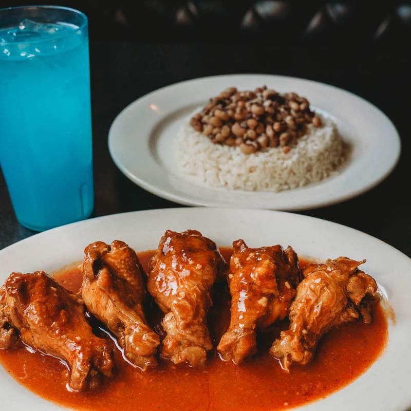 BBQ Chicken And Catfish That Earn Their Place On The Plate