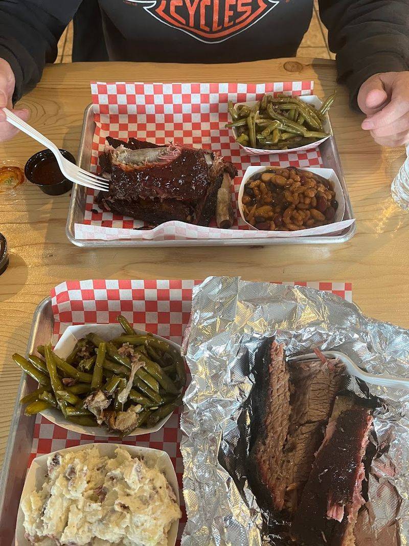 Why This Massachusetts BBQ Stop Is Worth Planning Around