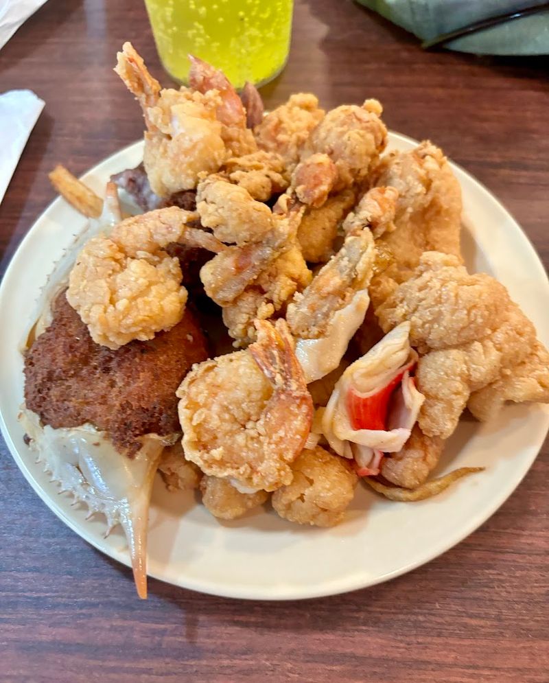 Fried Shrimp, Catfish, And The Seafood That Sets The Pace