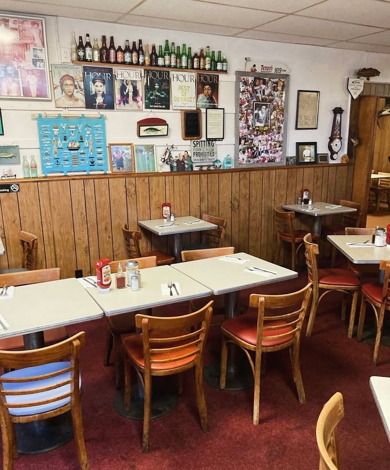 A No-Frills Atmosphere That Feels Like A Time Capsule