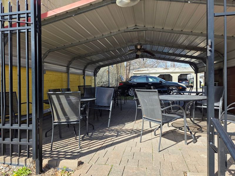 The Open Air Setting That Makes Every Visit Feel Easy And Unhurried