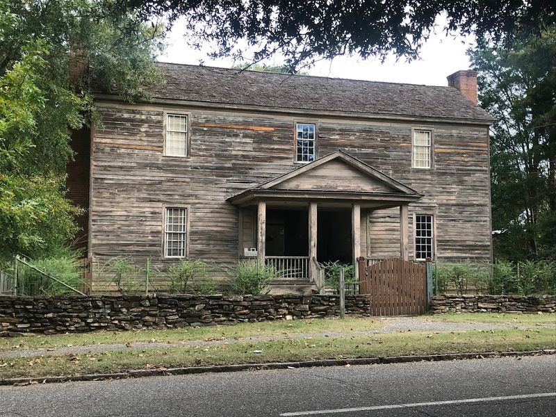 Why This Place Deserves A Spot On Every Alabama Itinerary