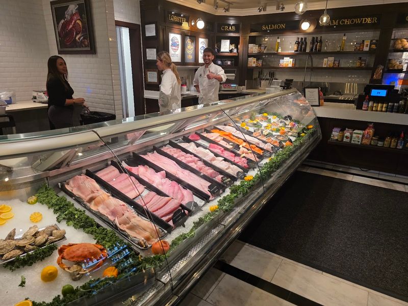 Fanatically Fresh Fish, Every Single Day