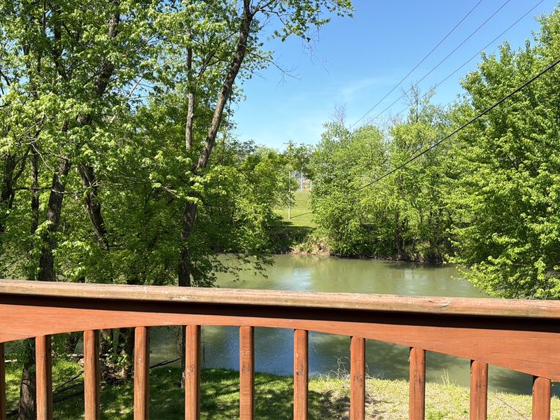 Outdoor Seating Along The Cumberland River