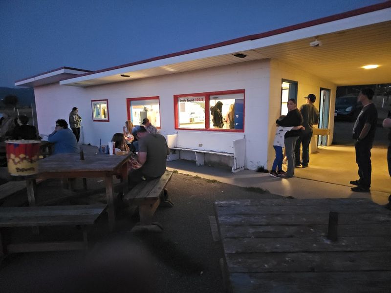 A Snack Bar Worth the Road Trip Alone