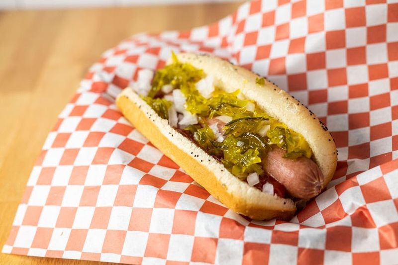 Hot Dogs, Nachos, And The Quick-Eats Comfort Around The Chili