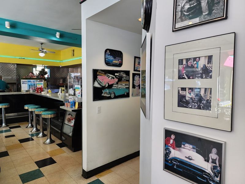 Valliant's Diner
