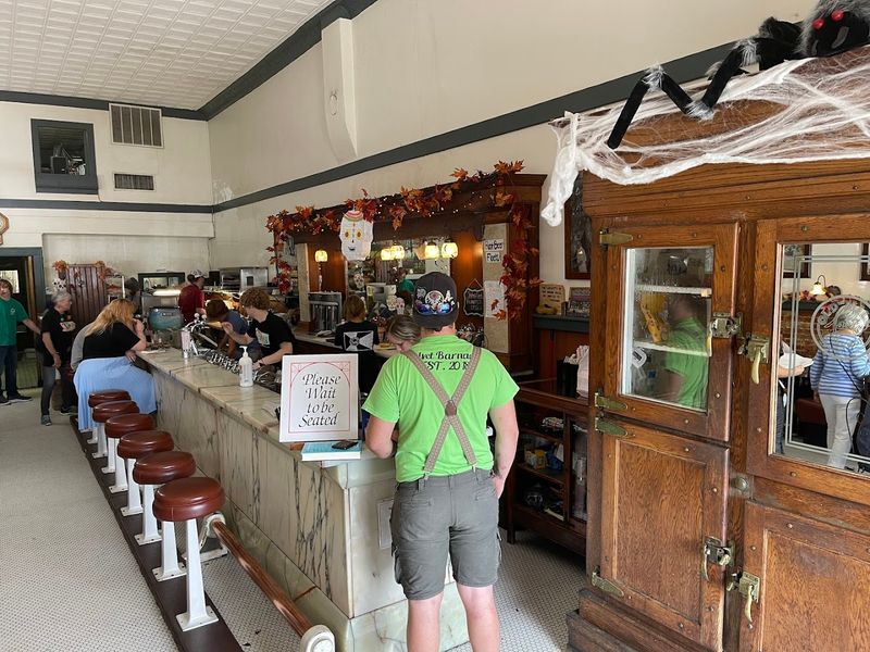 Old Mill Tasty Shop