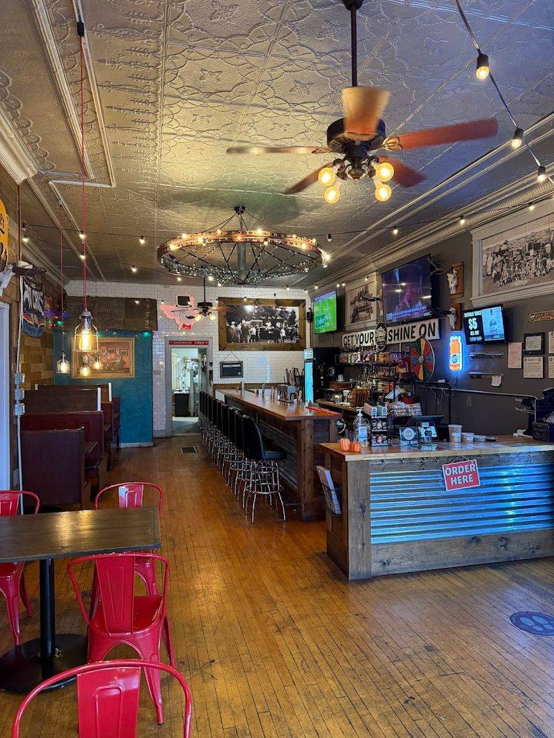 What To Know Before You Go To Proper Pig Smokehouse