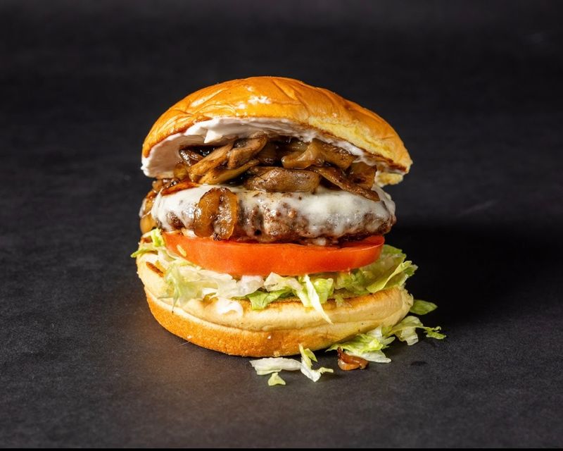 Why The Porto Burger Has A Loyal Following