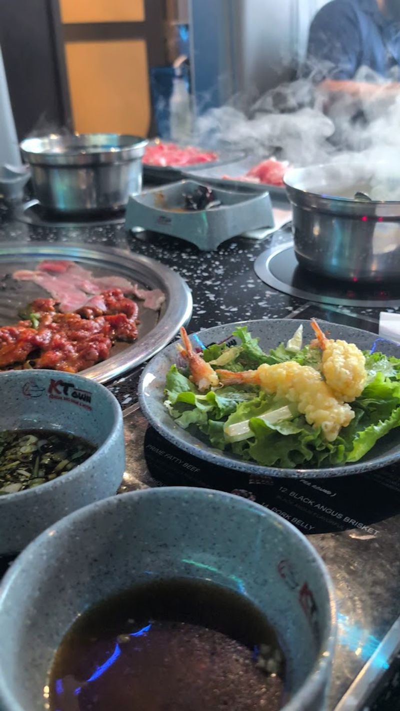 How The Location Brings Korean BBQ, Hot Pot, And Sushi Together