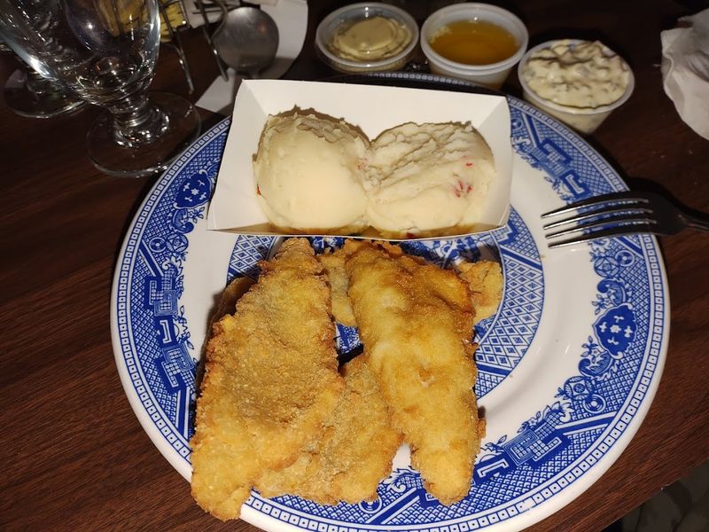 Fried Fish The Midwestern Way Done Right