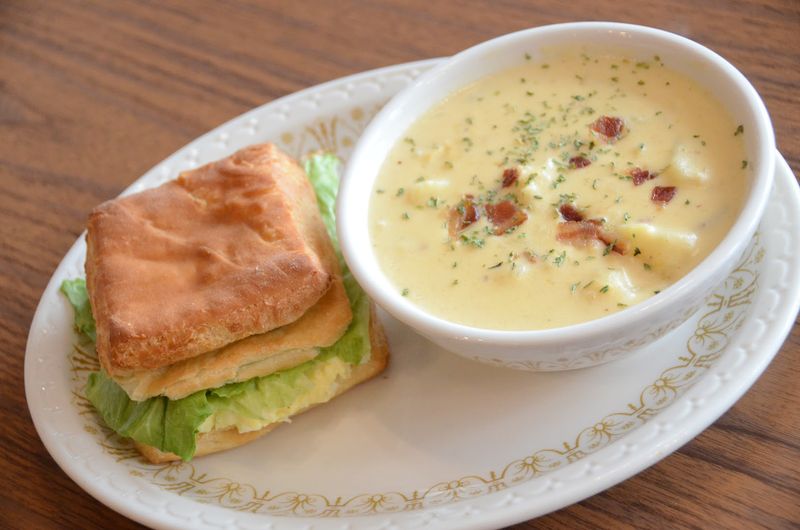 The Soup And Sandwich Combination Worth Knowing About