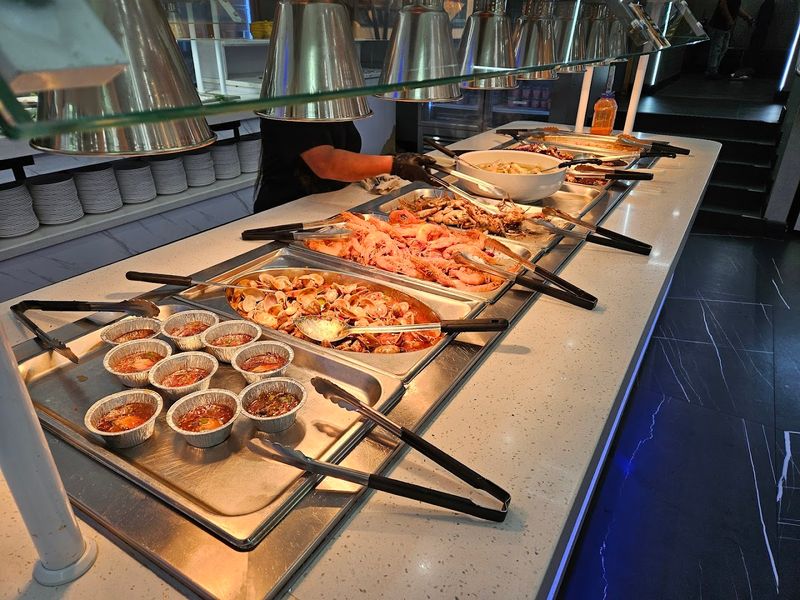 The Hibachi Station That Brings A Personal Touch To The Buffet