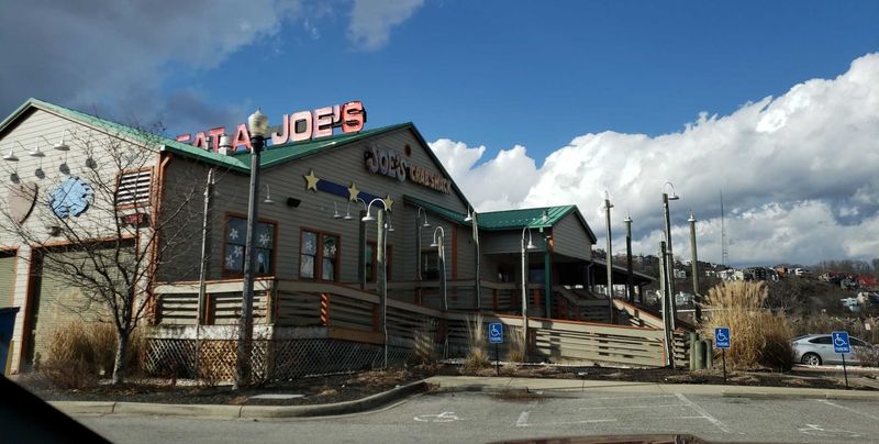 A Walkable Downtown Worth Strolling Through