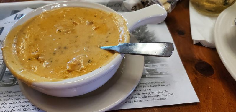Clam Chowder So Good It Has Its Own Reputation