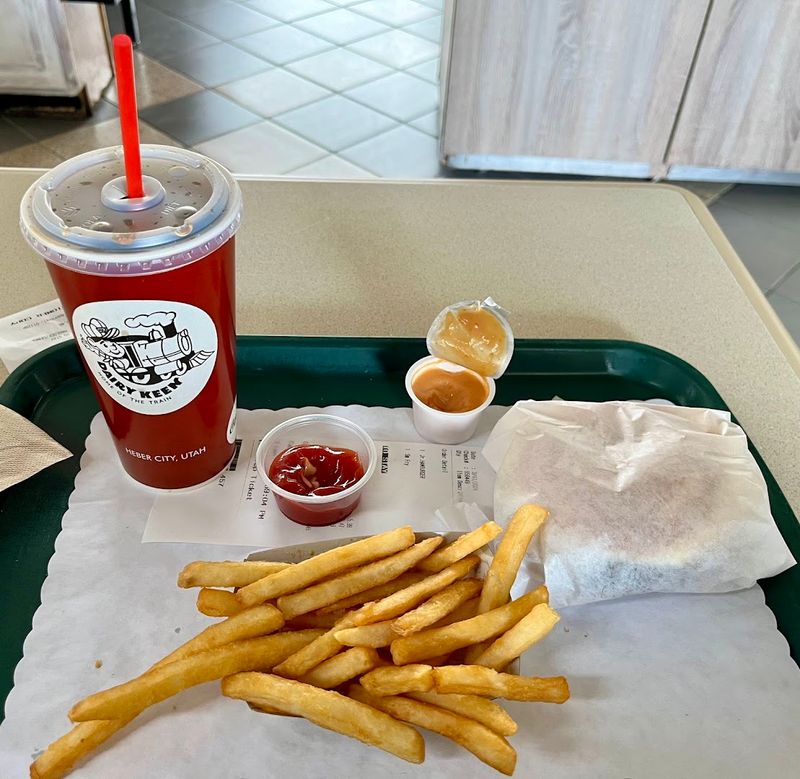 What Utah Fry Sauce Actually Is And Why It Hits Different