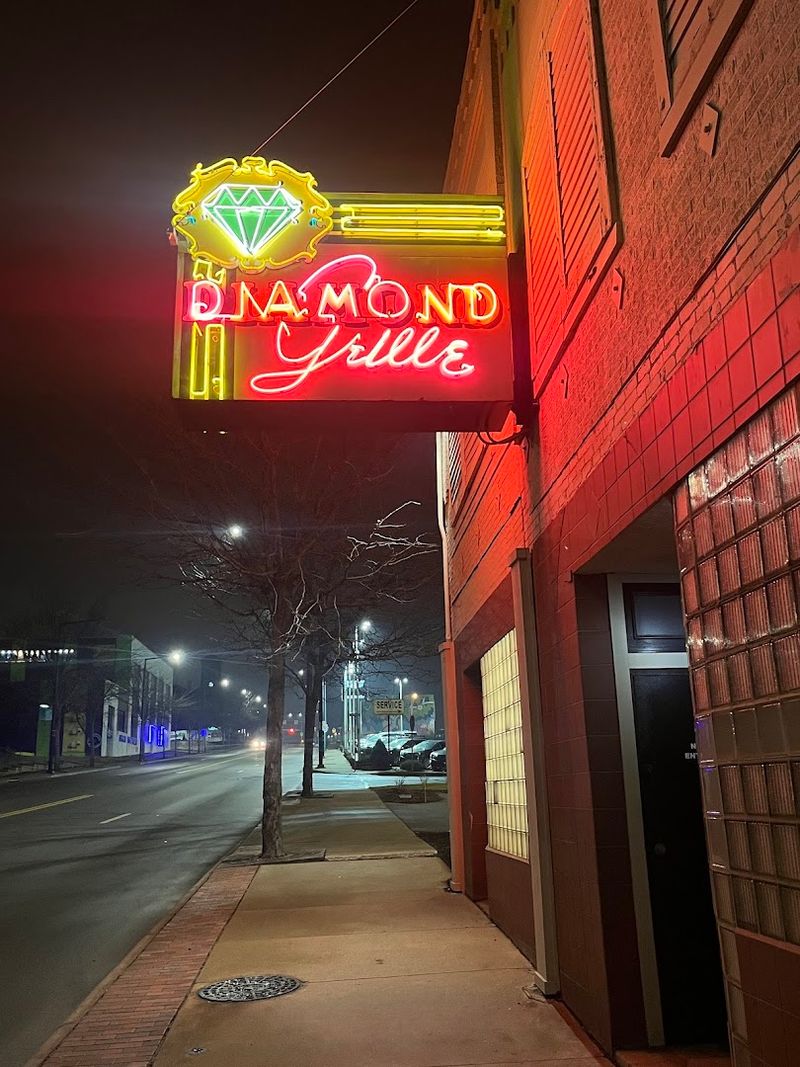 Why Diamond Grille Still Feels Relevant After All These Years