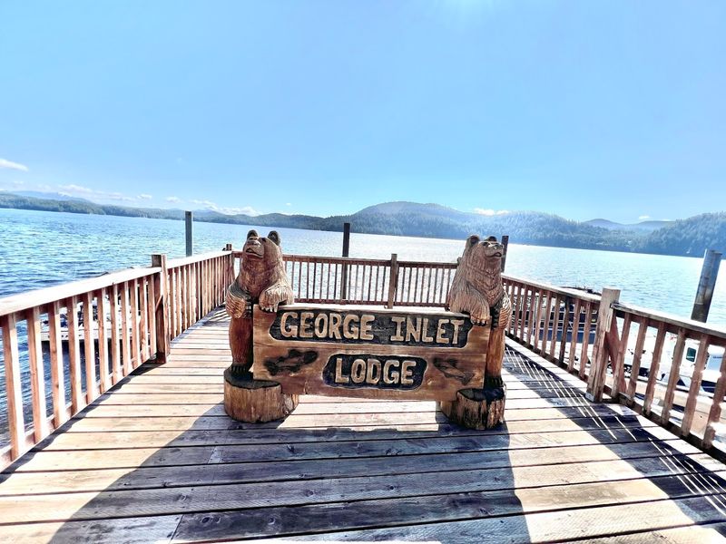 A Waterfront Feast Worth Every Mile