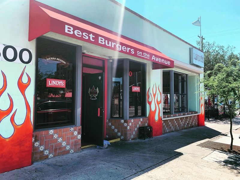 A Burger Counter Built For Big Decisions