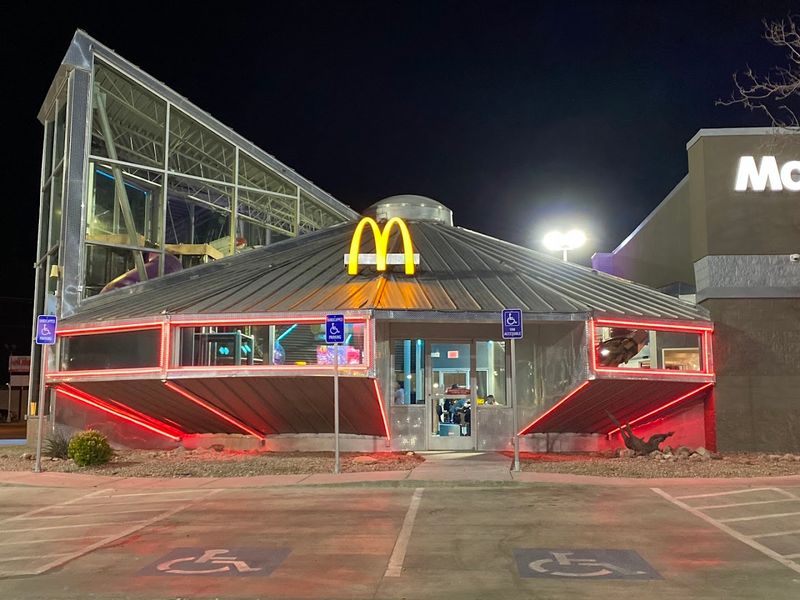 UFO McDonald's, Roswell
