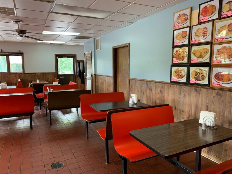 A Drive-In With Deep Roots In Batavia