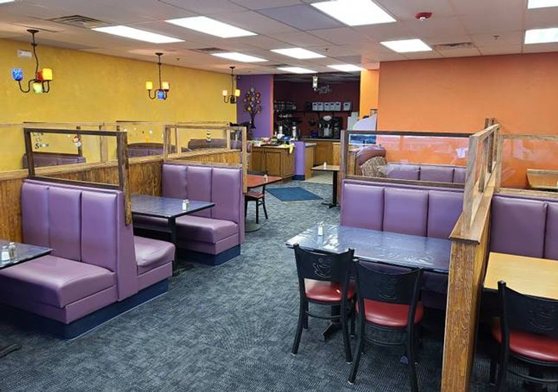 A Strip Mall Address That Hides a Real Breakfast Find