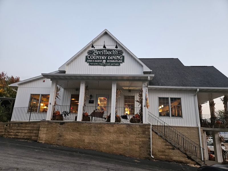 Iowa's Oldest Table