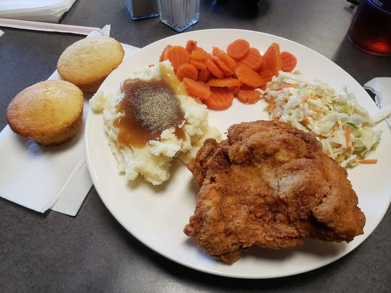 Fried Chicken That Hits Like A Childhood Memory