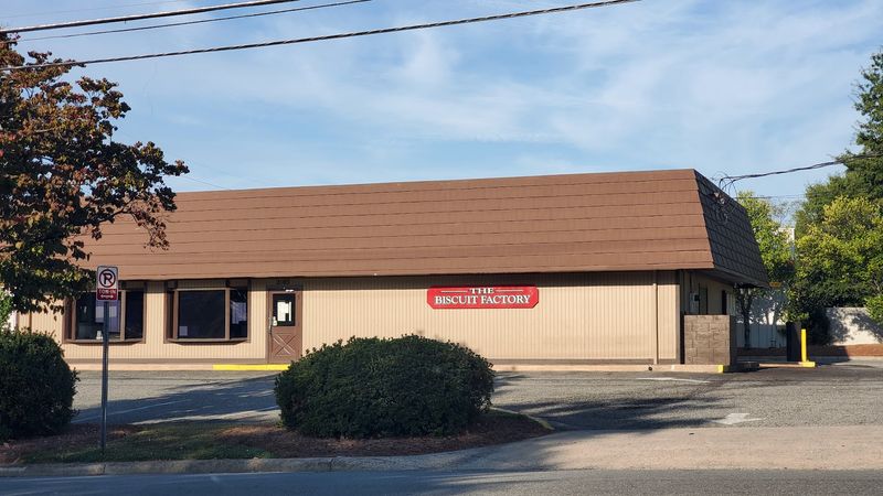 The North Carolina Biscuit Shop Where Comfort Stays Simple