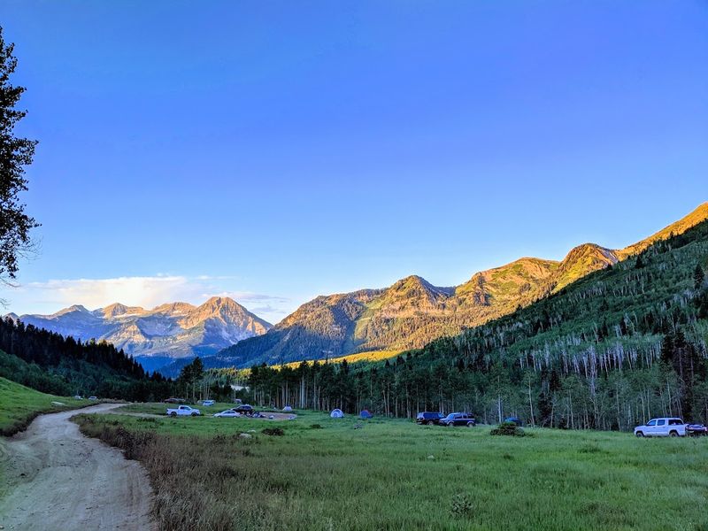 The Dirt Road That Earns You The View