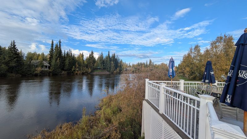 A Riverside Spot Worth Finding