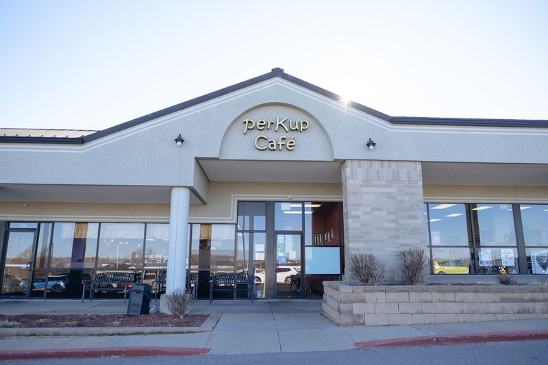 Why First-Timers in Iowa Keep Coming Back to This Cafe