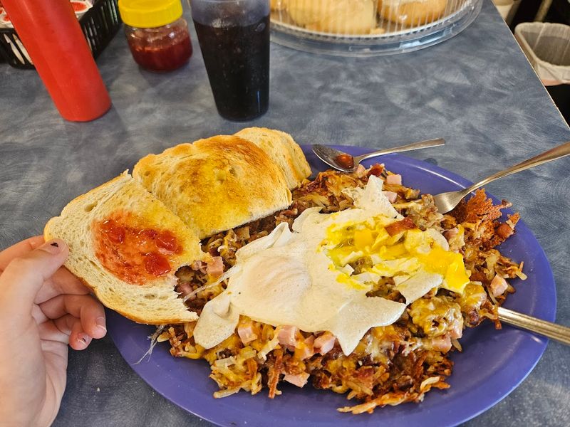 Families, Couples, And Solo Diners All Find Their Place Here