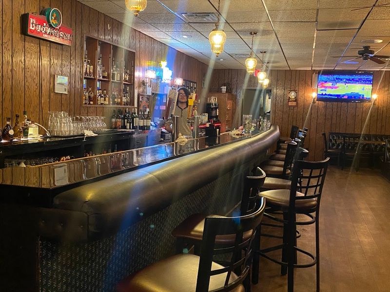 Archie's Waeside, Le Mars