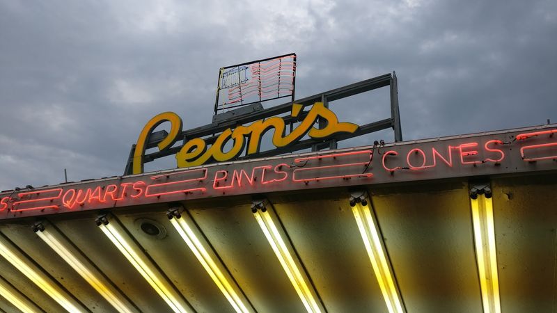 The Retro Atmosphere That Feels Completely Unforced