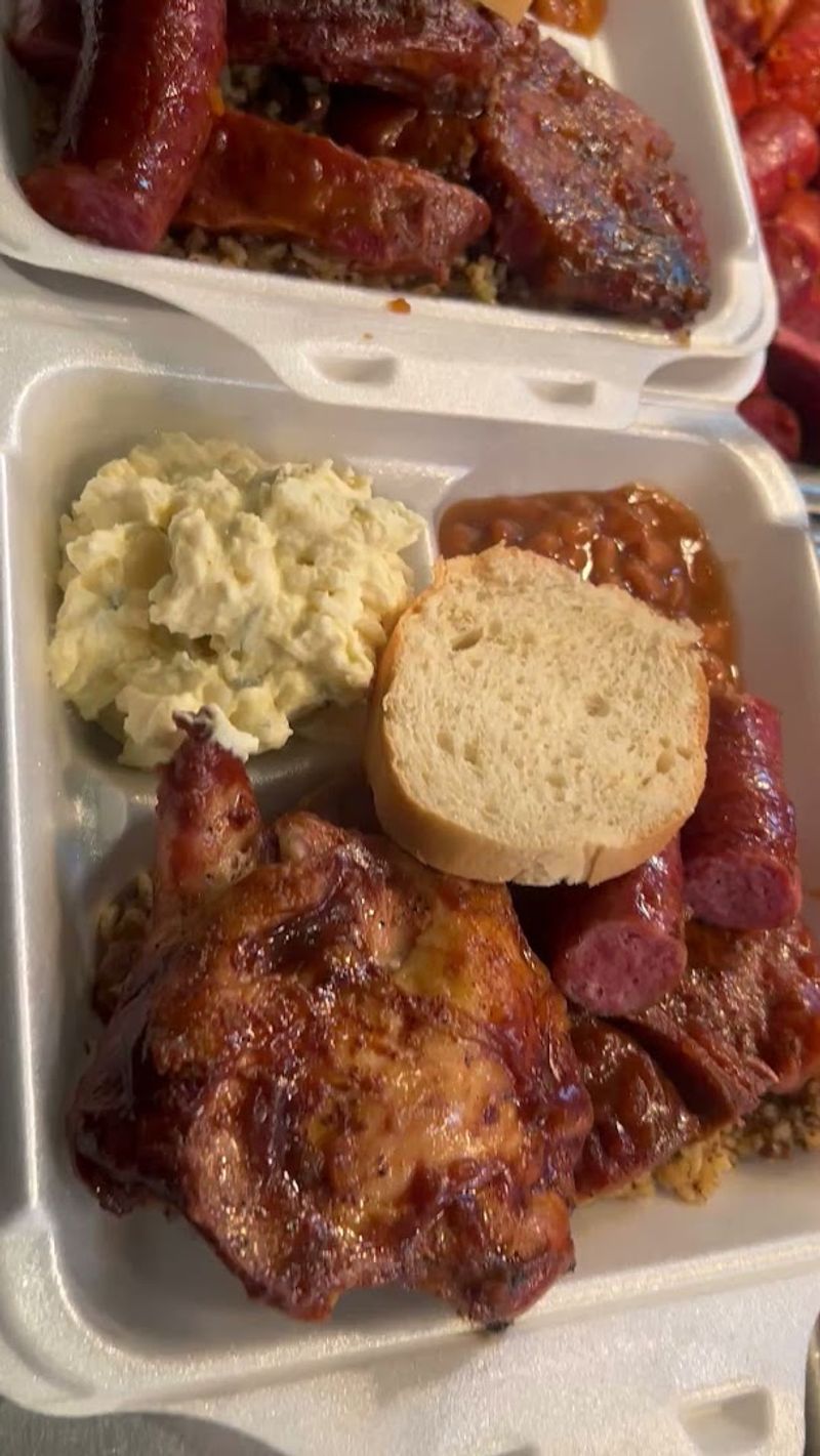 The To-Go Option Makes A Great Meal Even More Accessible
