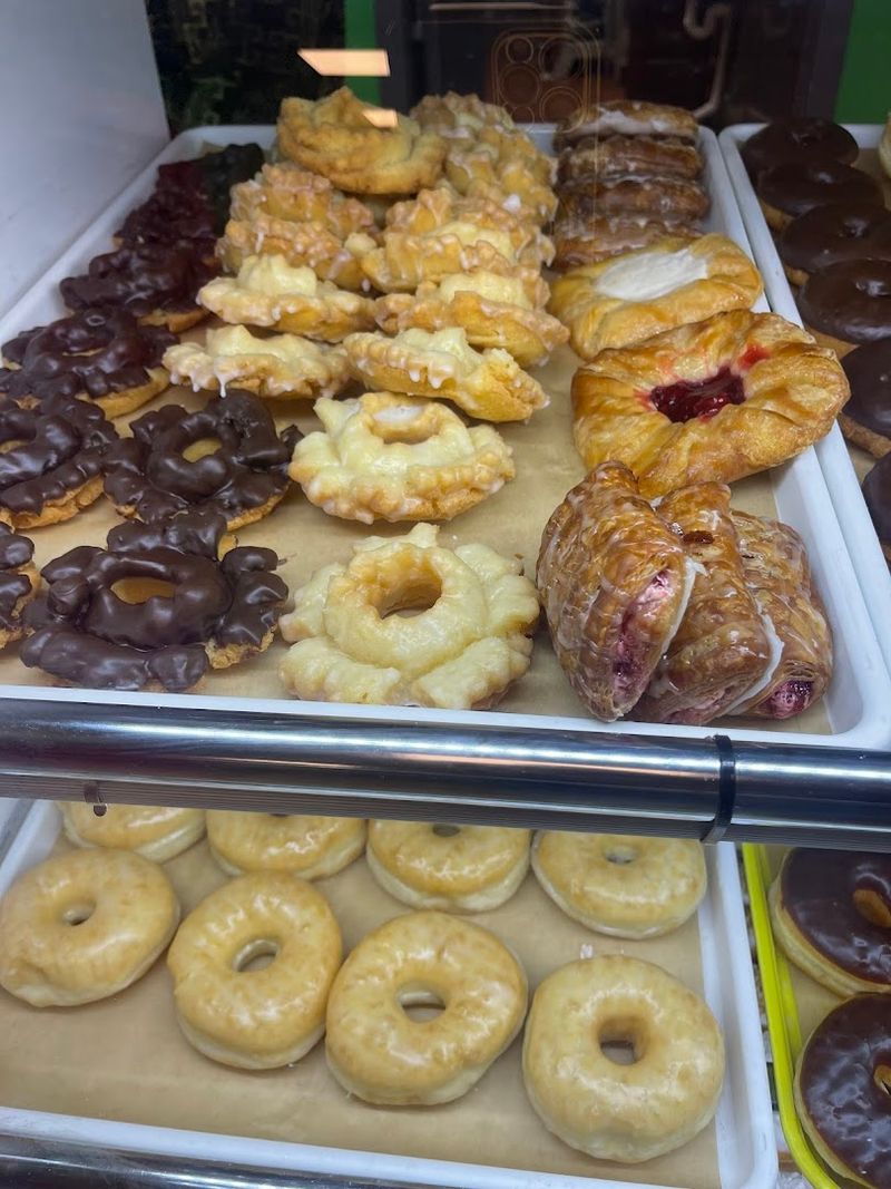 Apple Fritters Worth Waking Up For