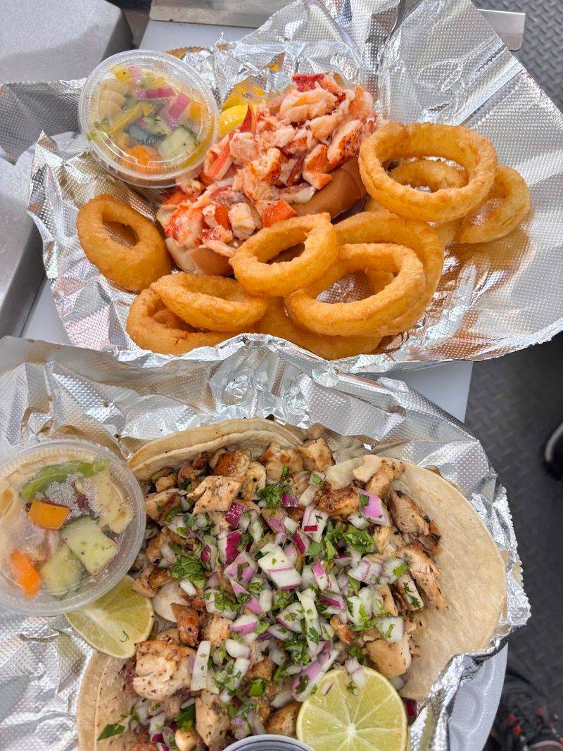 The Easygoing Meal That Makes Stopping By Worth It