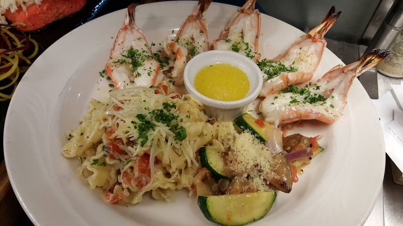 The Kind Of Seafood Spot That Knows Why People Came Hungry
