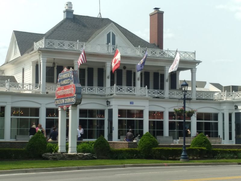Zehnder’s Z Chef’s Cafe