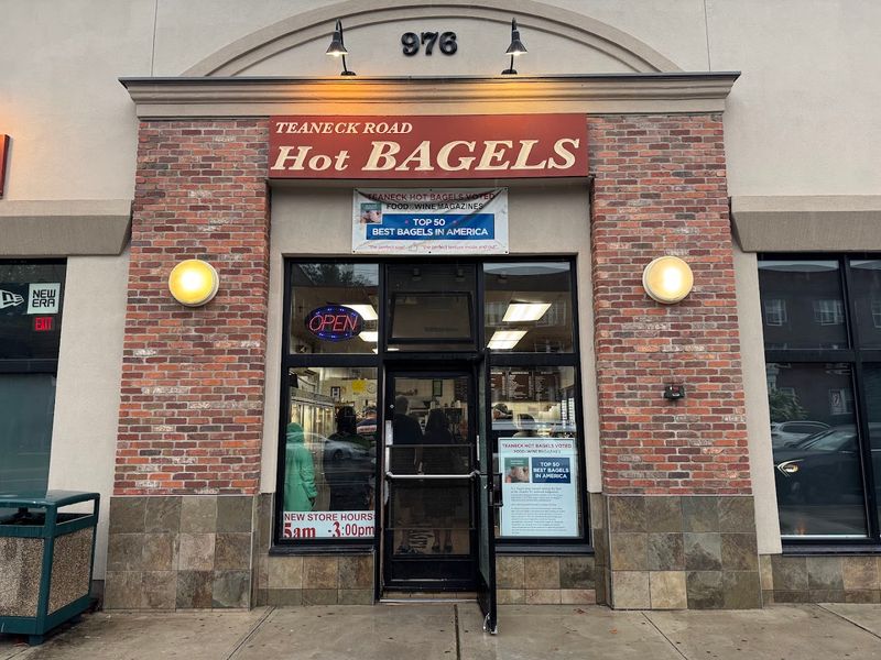 Teaneck Road Hot Bagels